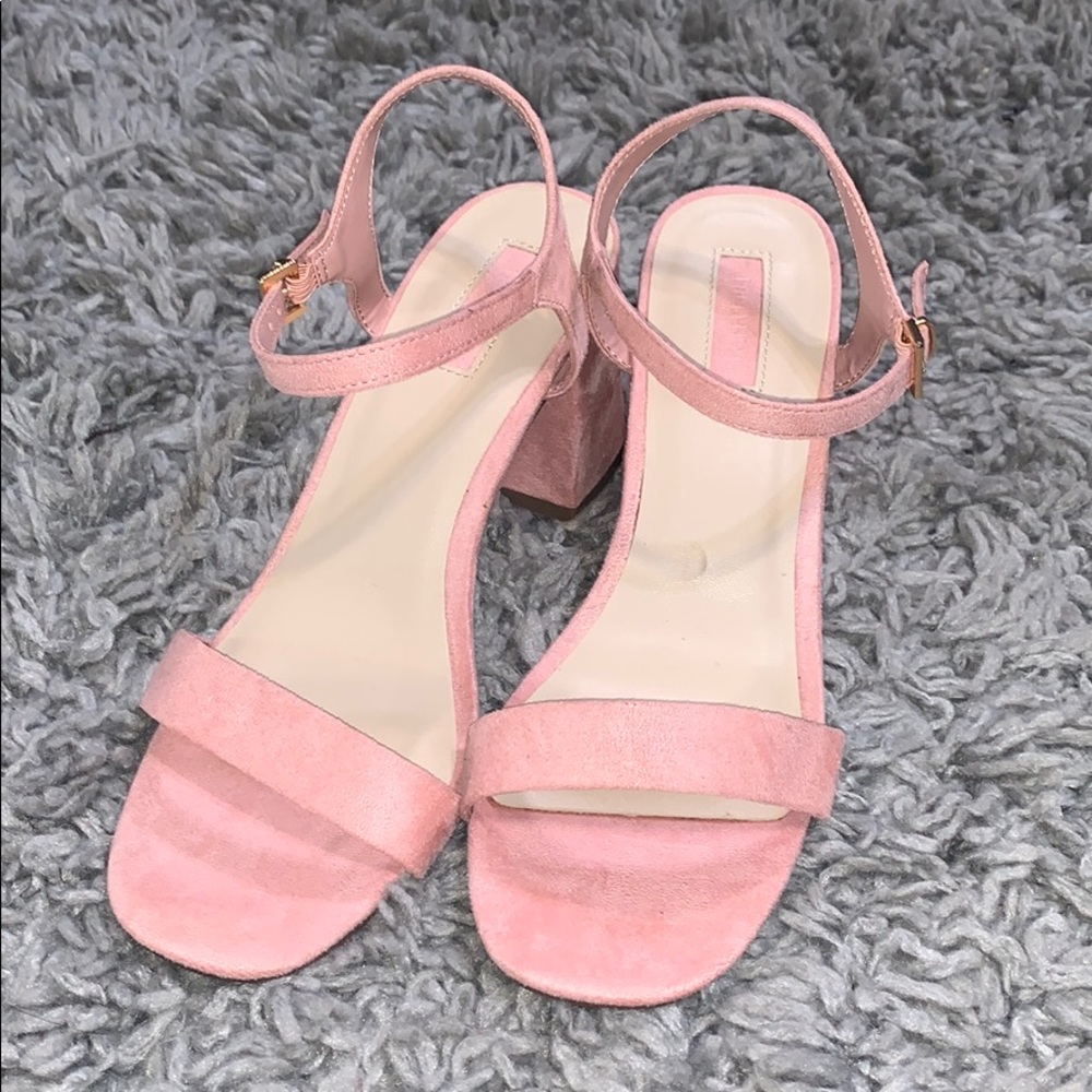 F21 suede heels